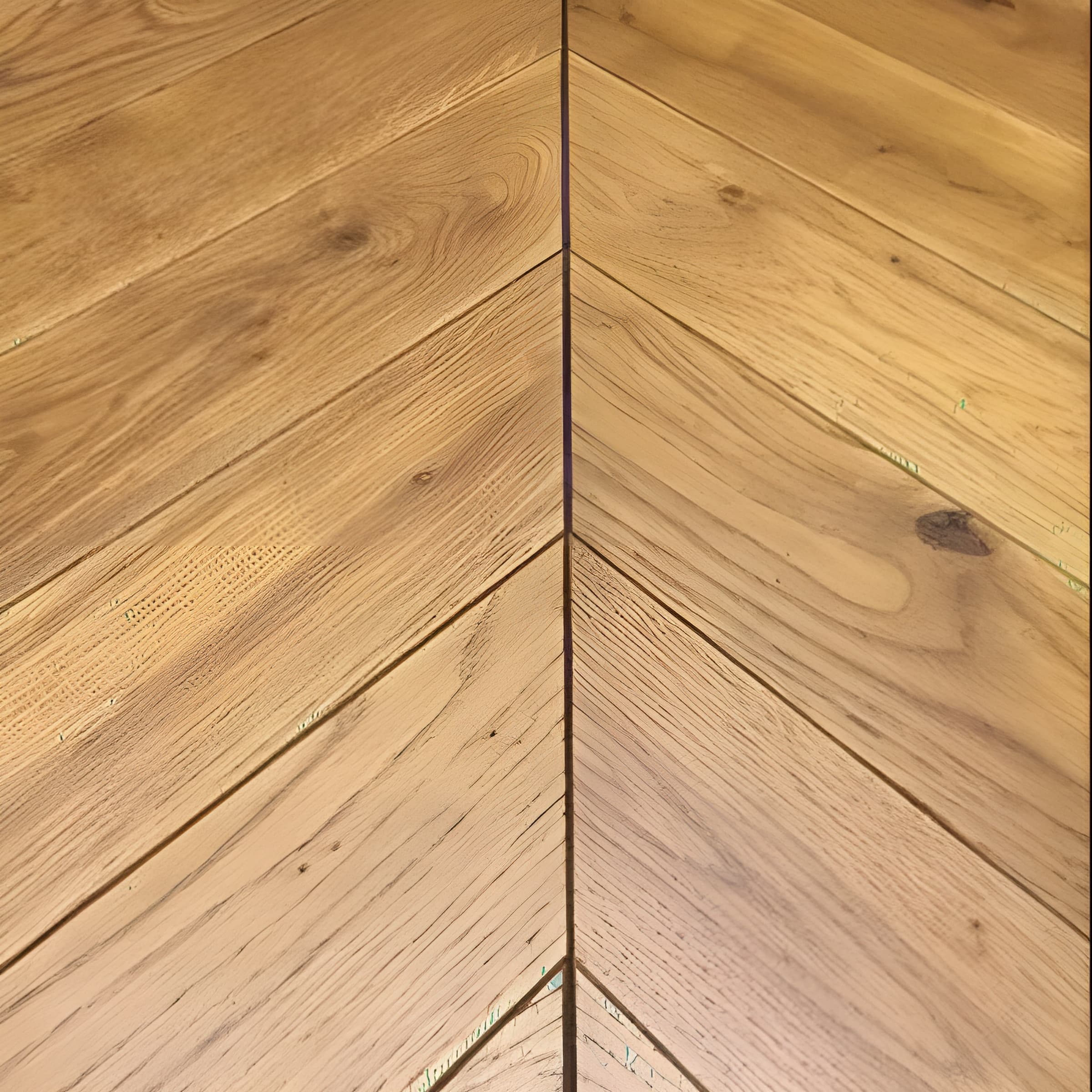 Parquet en chêne massif Point de Hongrie Badiane