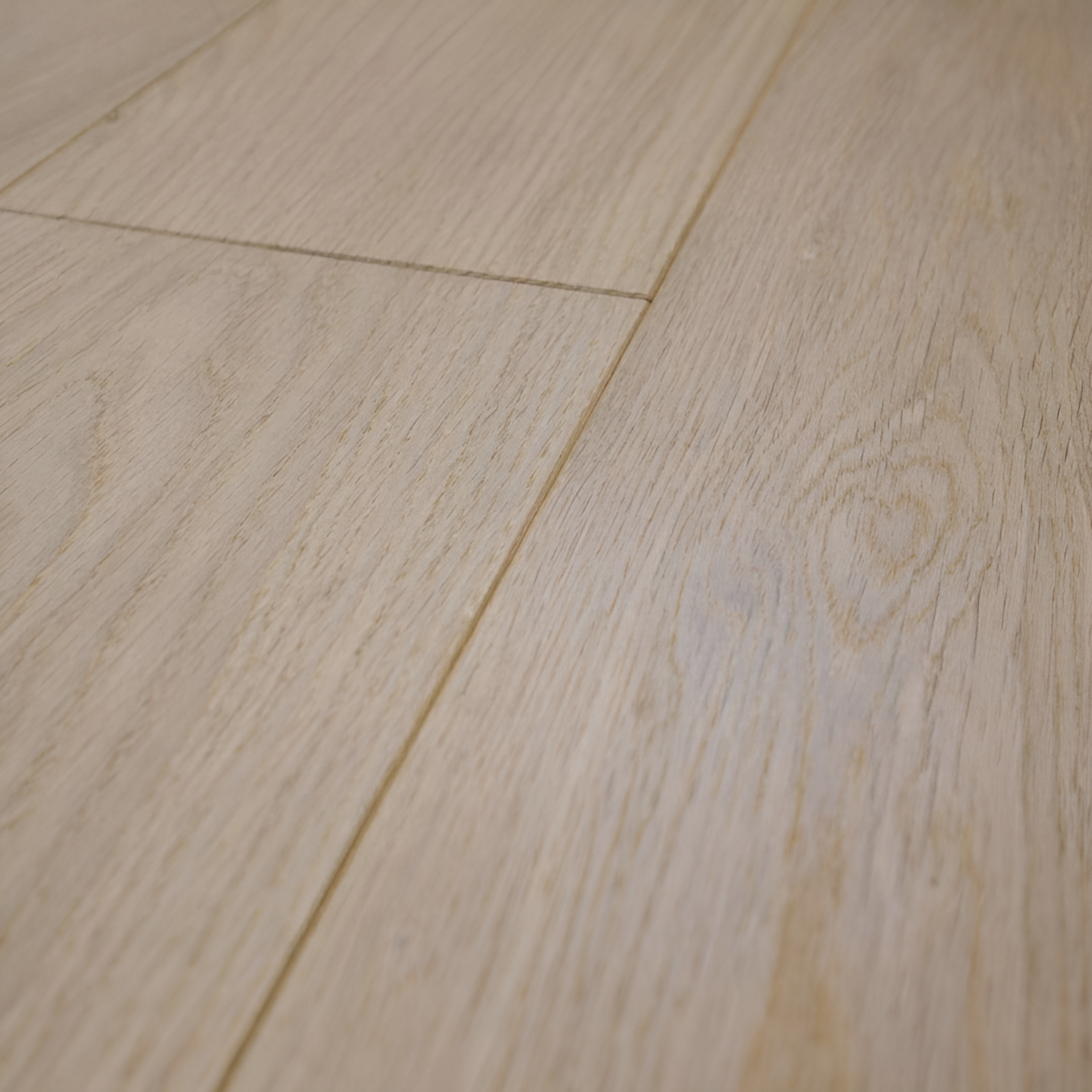 Parquet contrecollé chêne brut premier choix