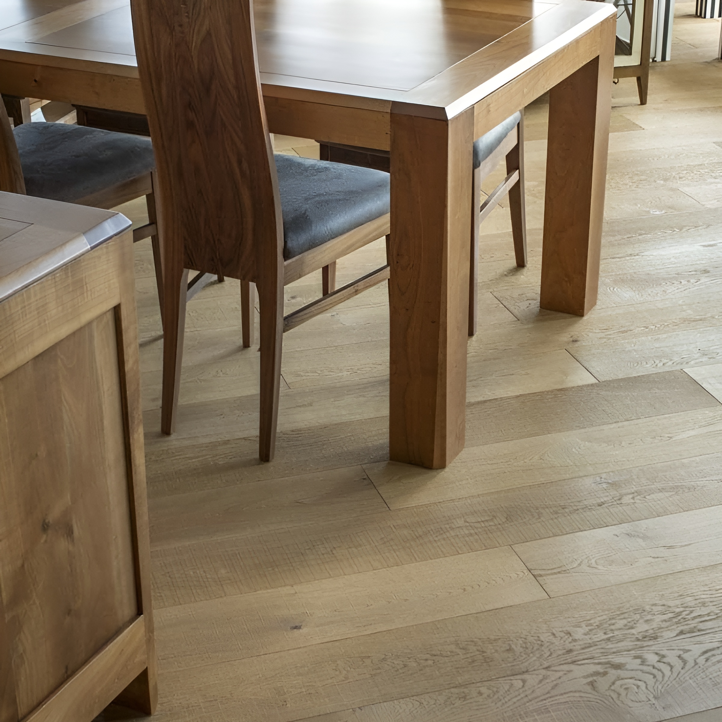 Parquet en chêne massif - Chêne scié 600