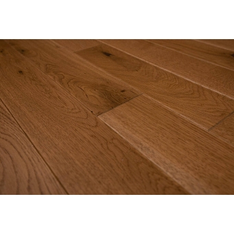Parquet en chêne massif - Village
